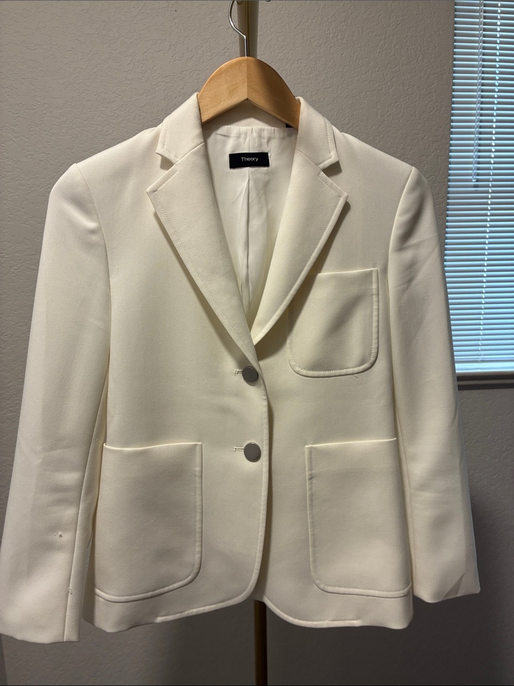 Theory Women's Ivory Single-Breasted Blazer